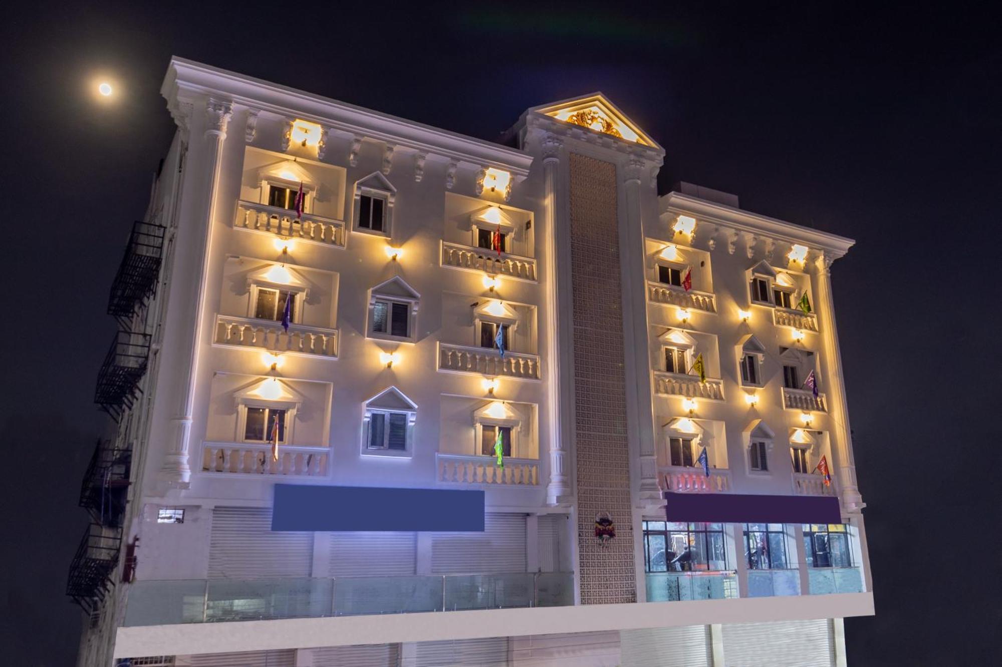 Treebo Seventh Heaven Kukatpally Hyderabad Exterior foto